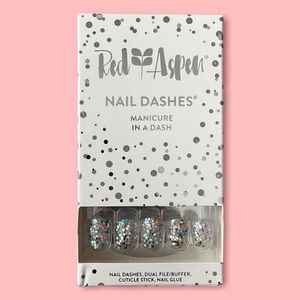 NIB Red Aspen Short Square Nail Dashes in The Rest Is Confetti, Rachel